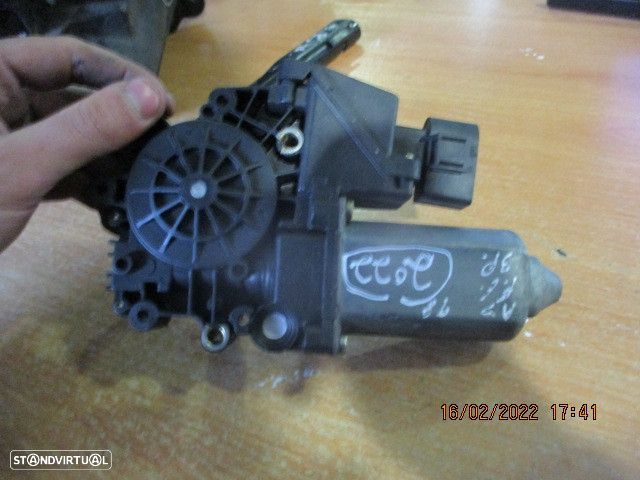 Motor Elevador Vidro 114181101 AUDI A3 1998 FE AUDI A6 4B AVANT 1999 2.5TDI 150CV 5P AZUL F ESQ - 4