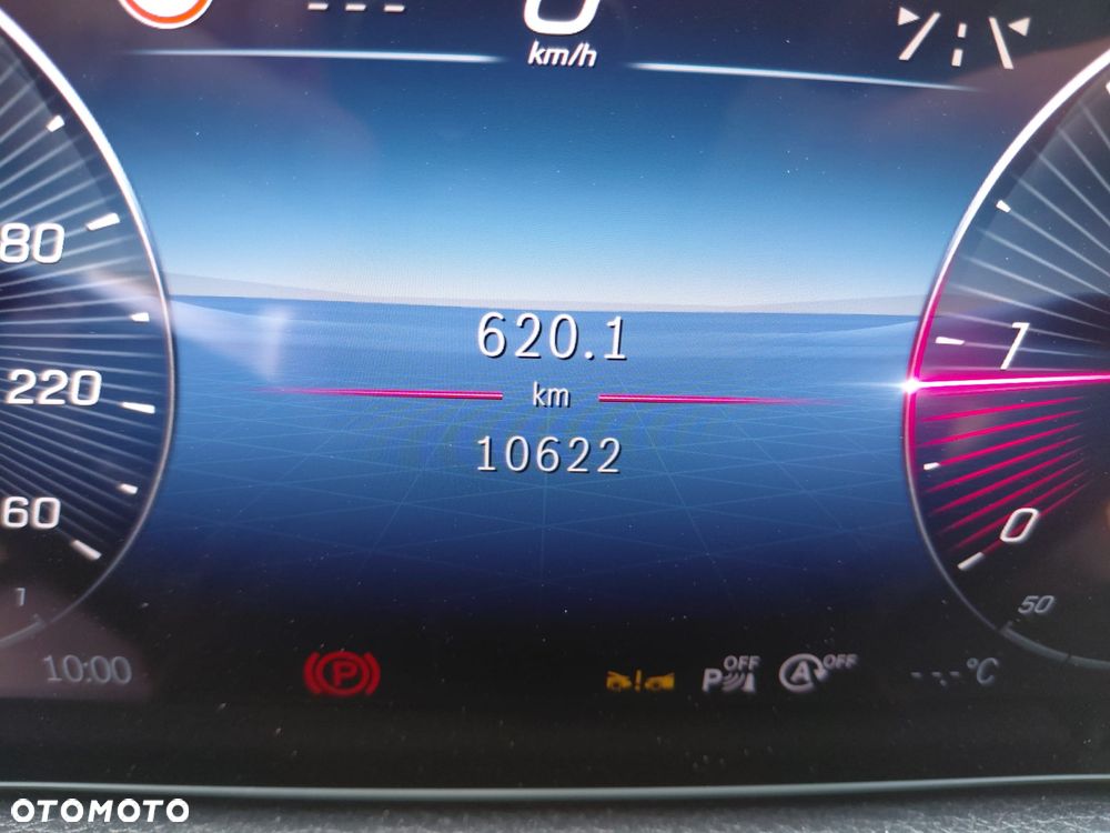 Mercedes-Benz GLA - 27