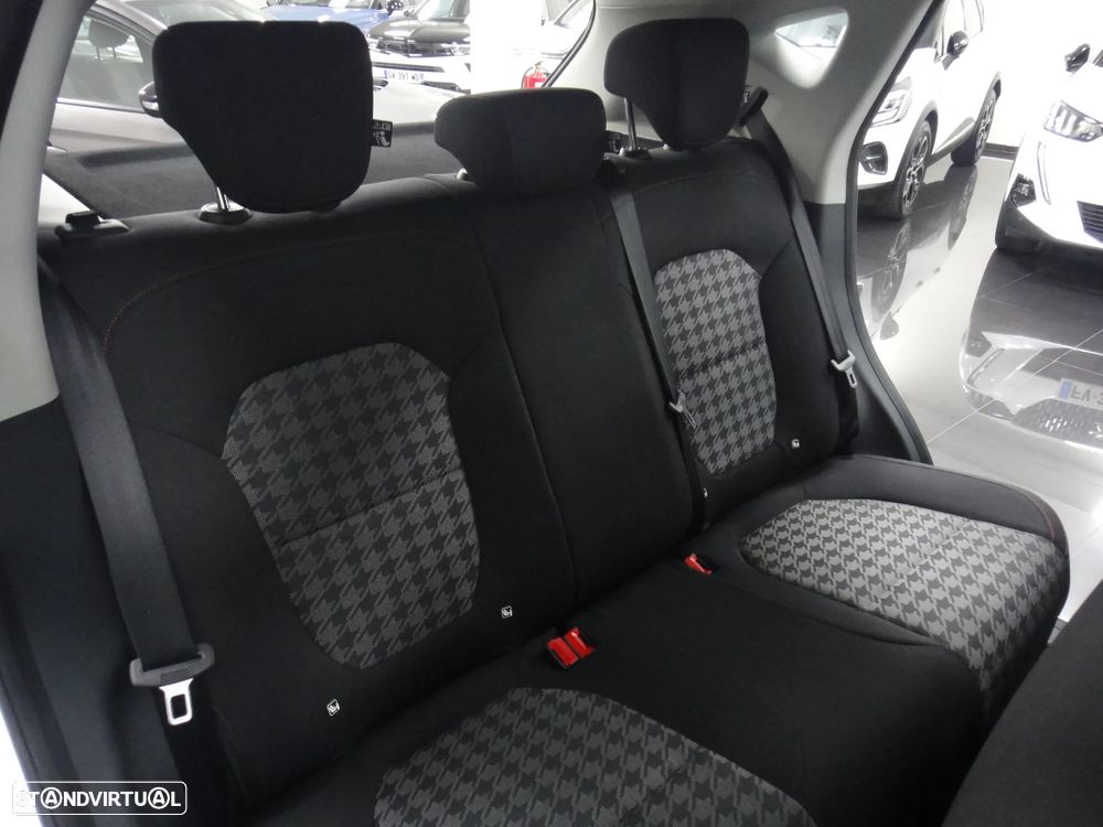 MG ZS Standard Comfort - 17