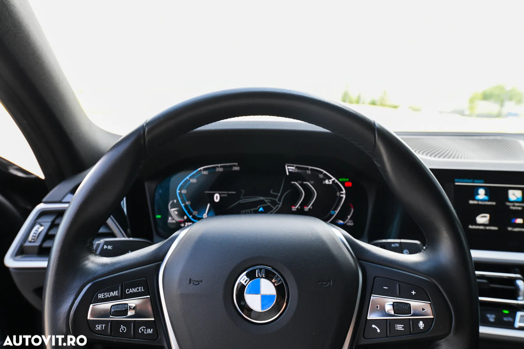BMW Seria 3 318d Touring Aut. - 29