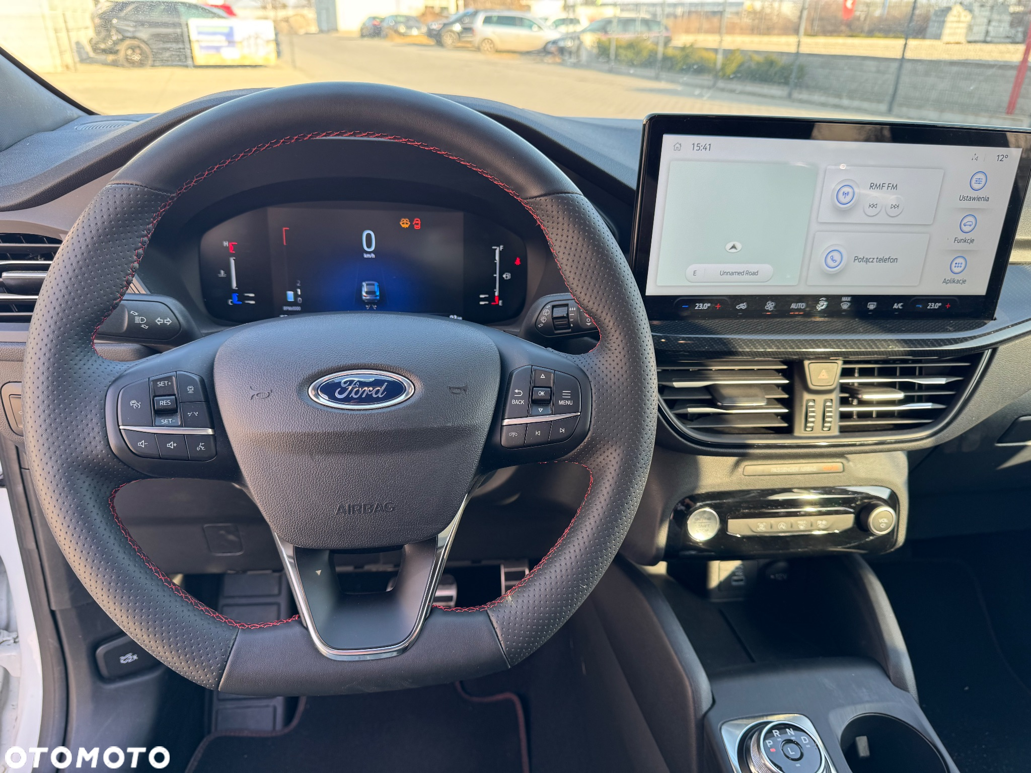 Ford Kuga 1.5 EcoBoost ST-LINE - 15