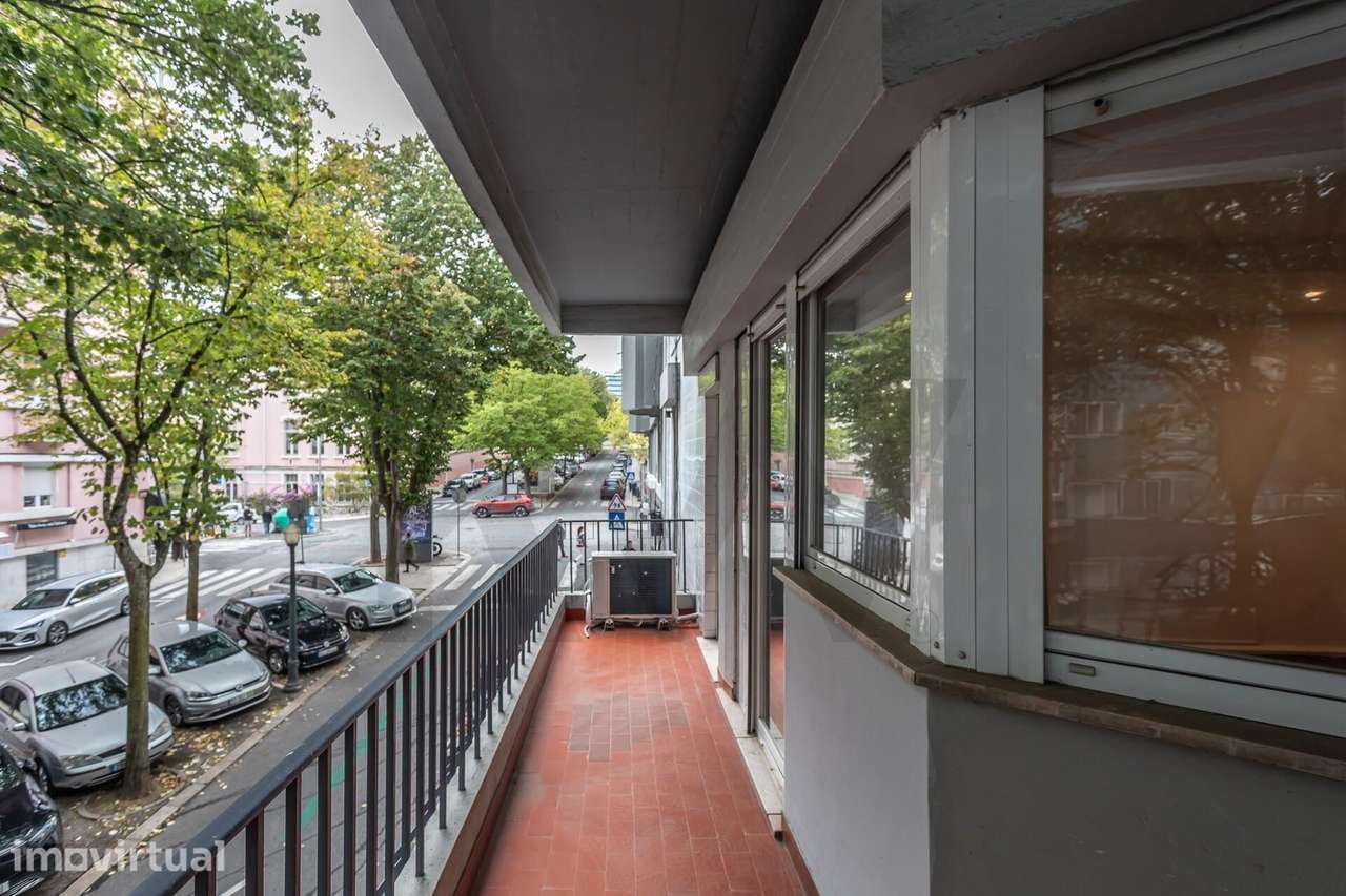 T2 de 157m2 com Terraço e Varanda | Prime Location - Rua Sampaio e Pin - Grande imagem: 4/57