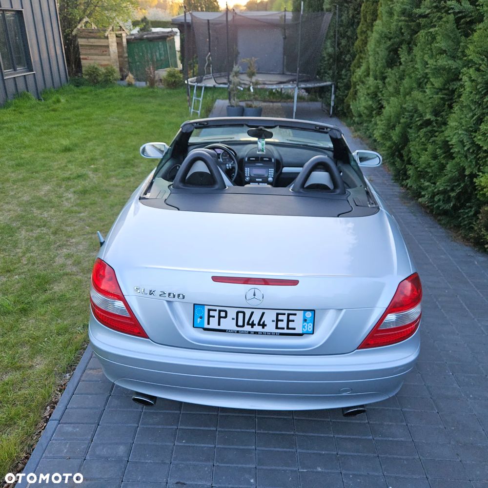 Mercedes-Benz SLK - 11