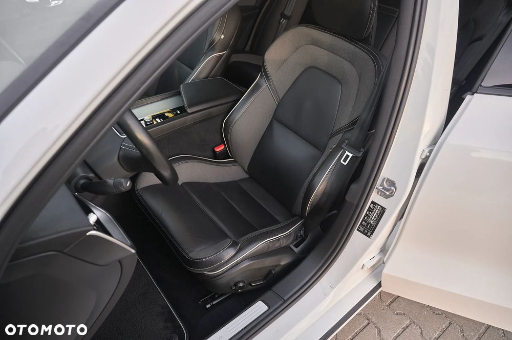 Volvo S60 T4 Geartronic RDesign - 23