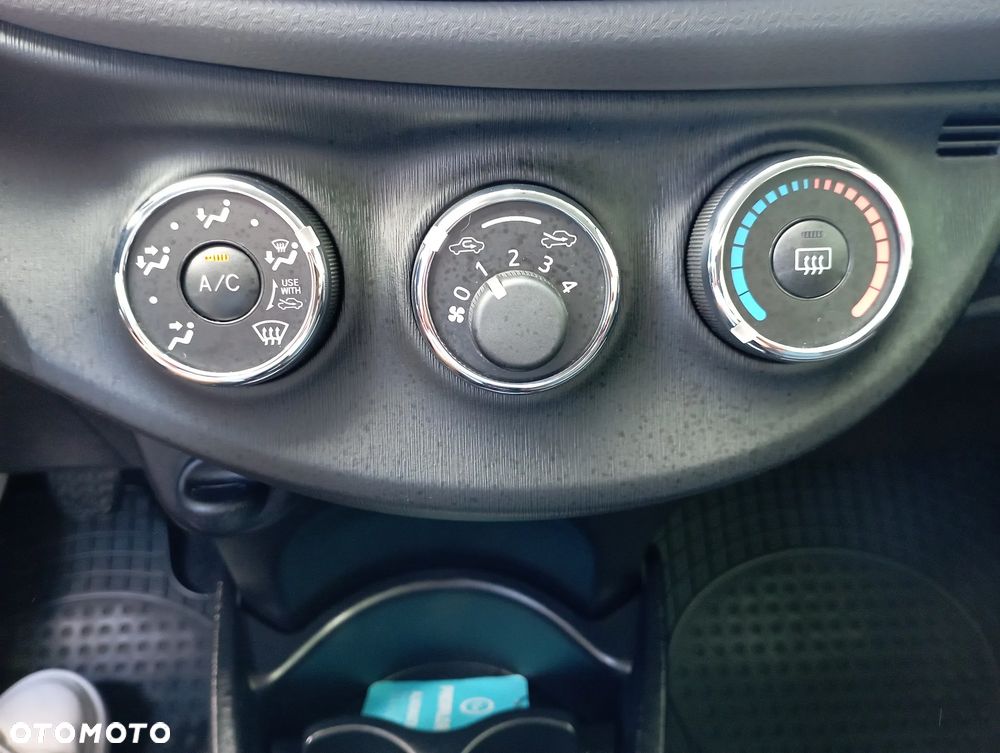 Toyota Yaris 1.0 Life - 14