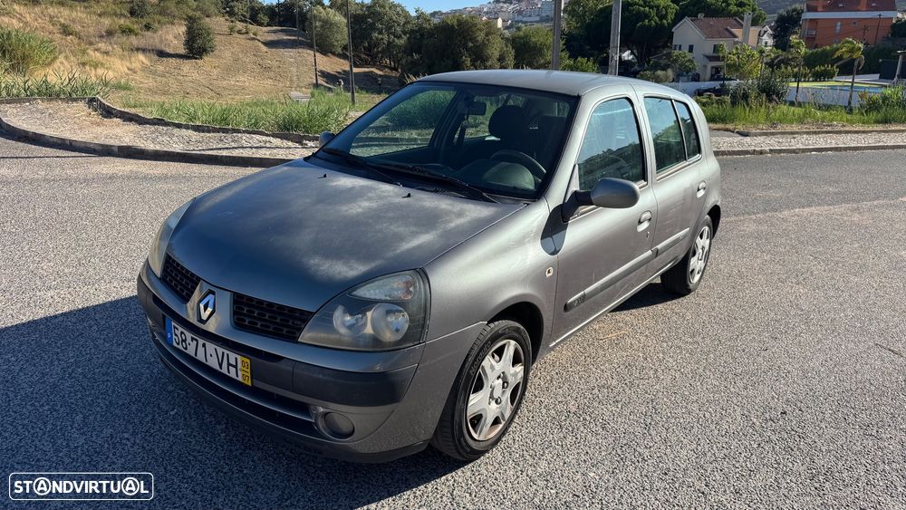 Renault Clio 1.2 16V Expression — fotografia 2