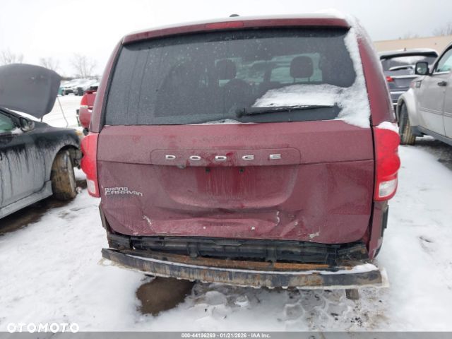 Dodge Grand Caravan - 31