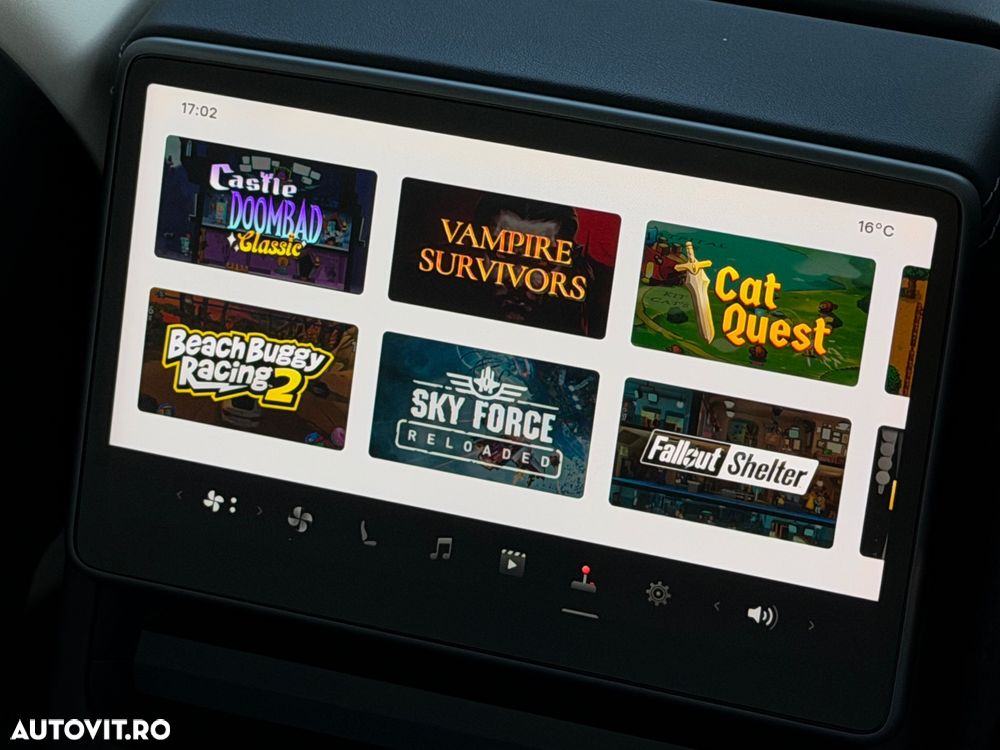 Tesla Model 3 Langstreckenbatterie Allradantrieb Dual Motor - 19