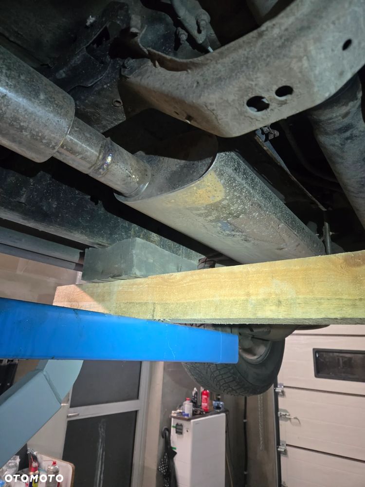 Nissan Pathfinder - 23