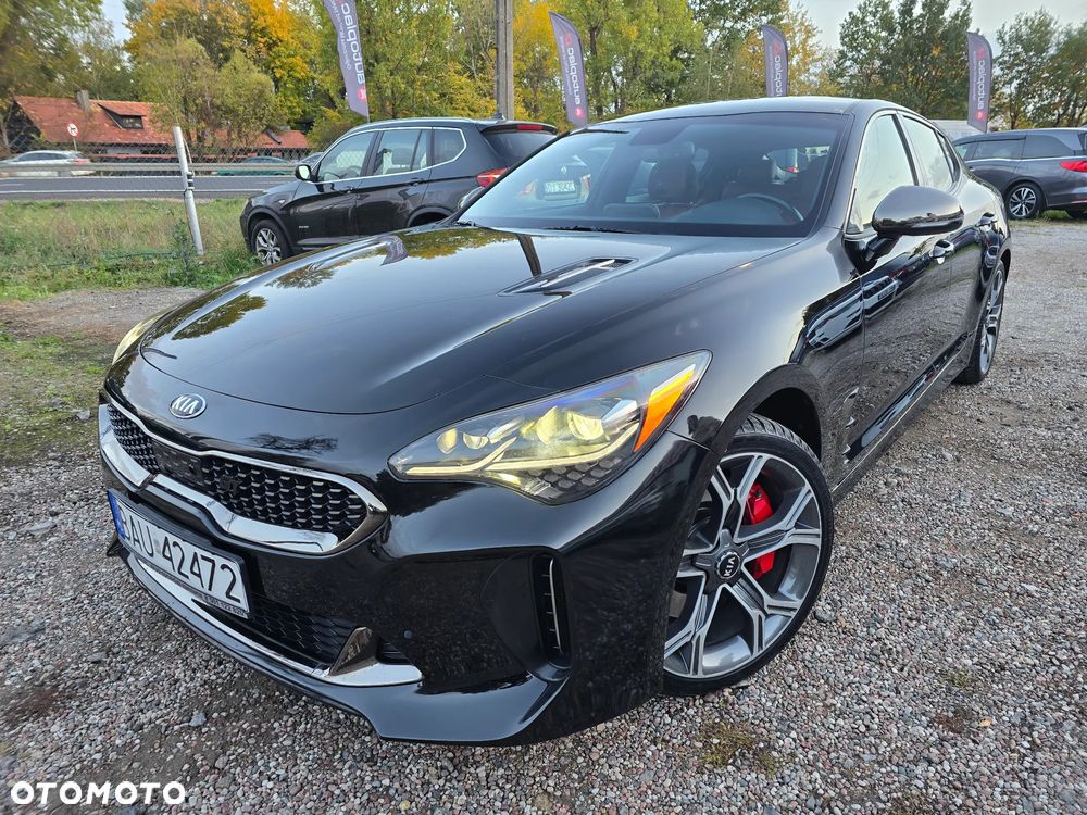Kia Stinger - 2