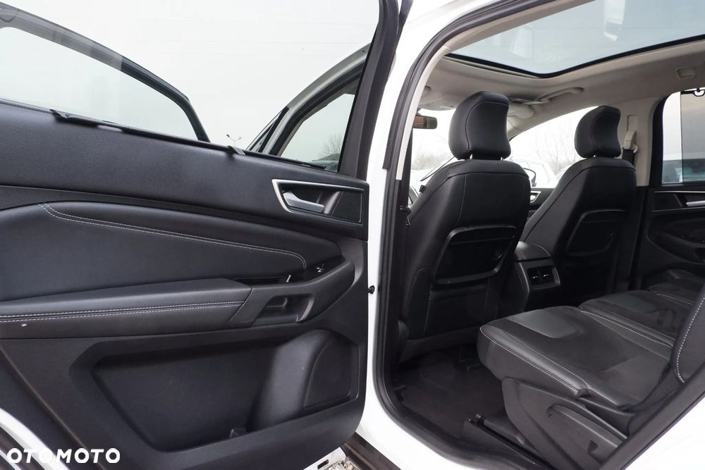 Ford S-Max 2.0 TDCi 4WD Titanium PowerShift - 29