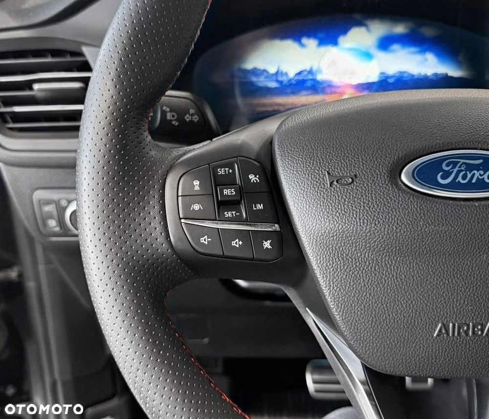 Ford Kuga 2.5P PHEV FWD ST-Line - 13
