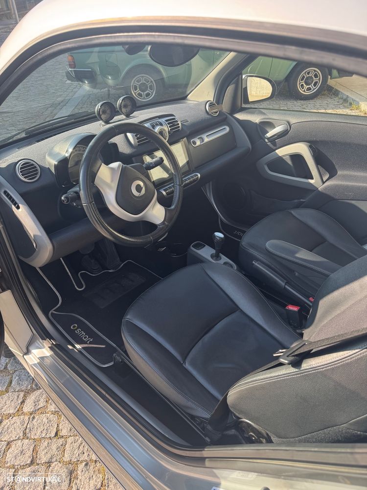 Smart ForTwo Coupé cdi softouch passion dpf - 10