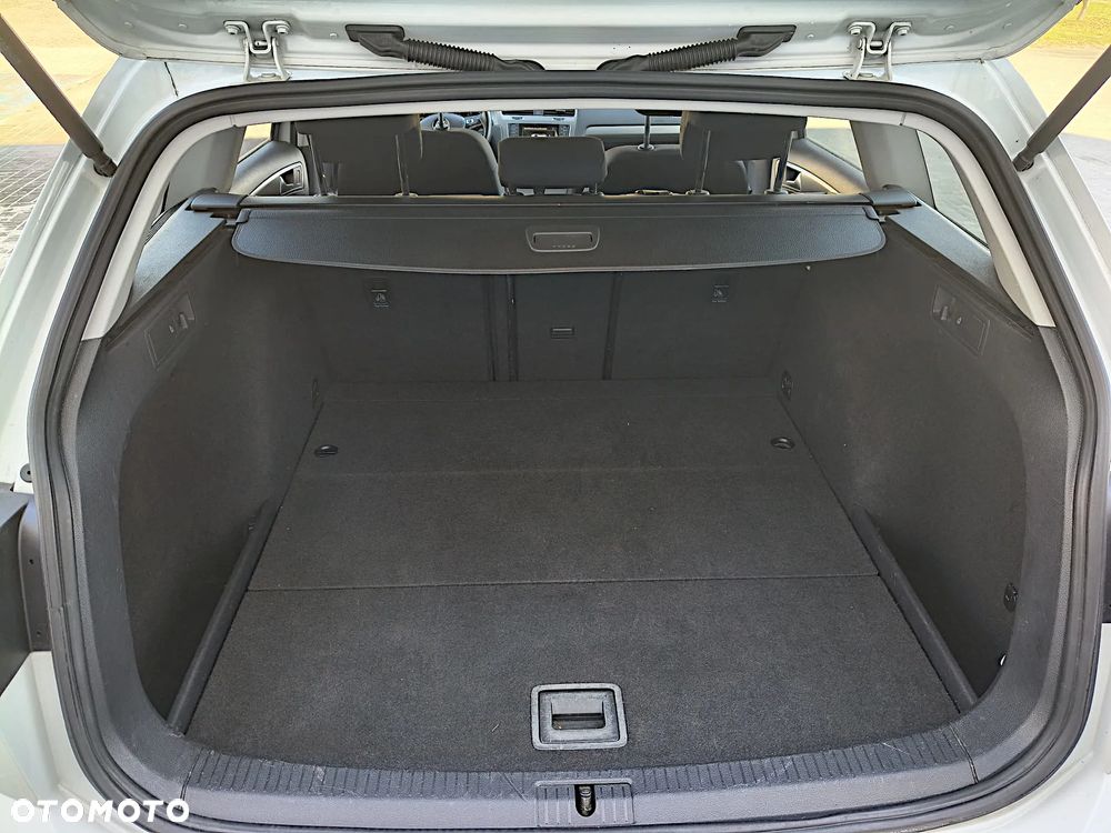 Volkswagen Golf 1.4 TSI BMT Comfortline - 8