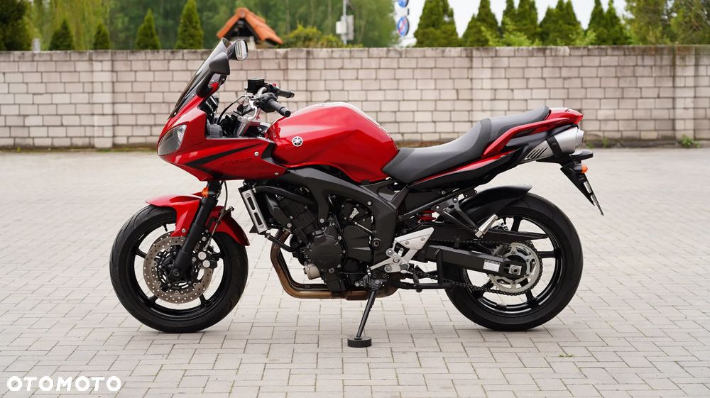 Yamaha FZ6 - 3