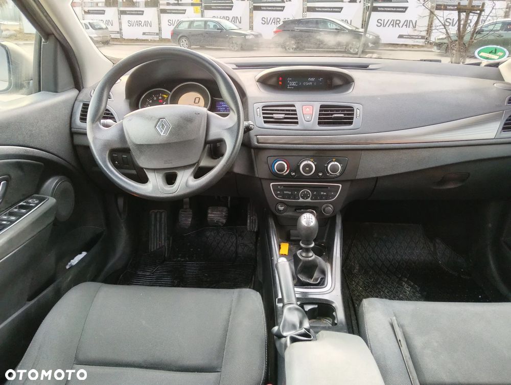 Renault Megane TCe 130 Expression - 8