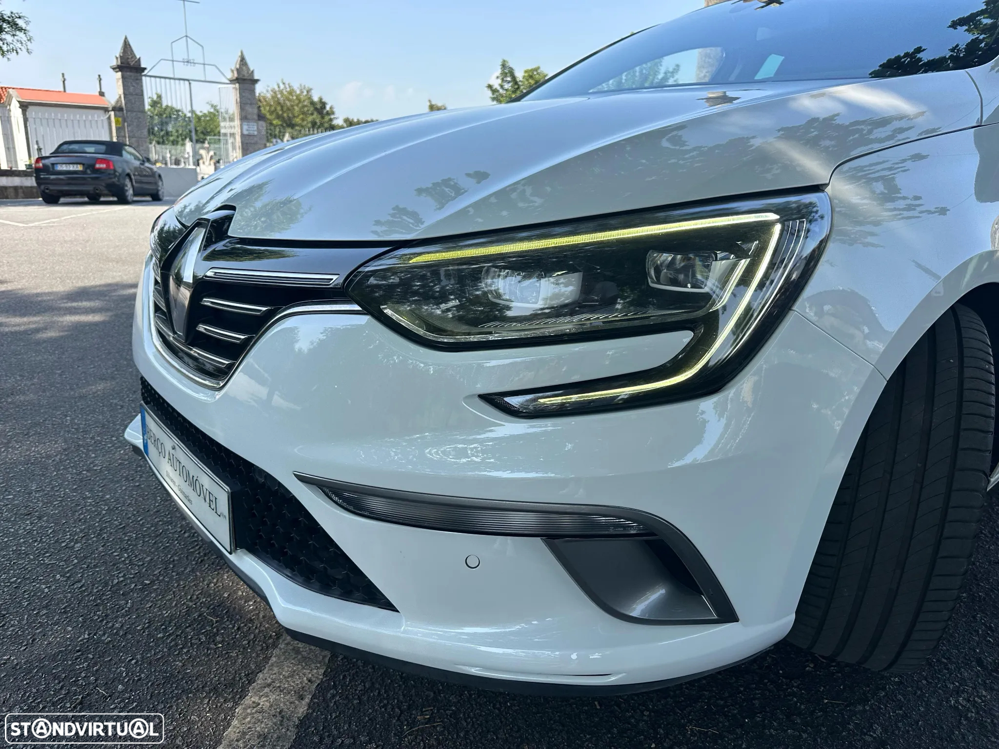 Renault Mégane 1.2 TCE GT Line EDC J18 - 13