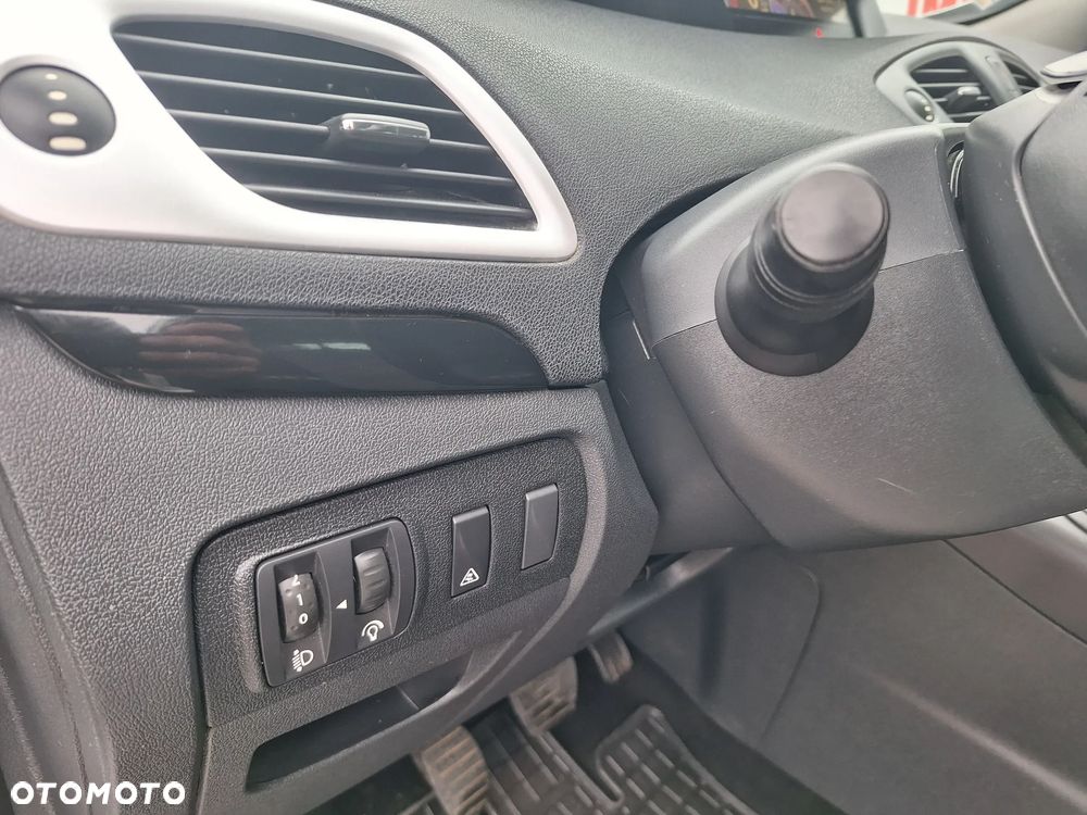 Renault Scenic 1.5 dCi Dynamique - 19