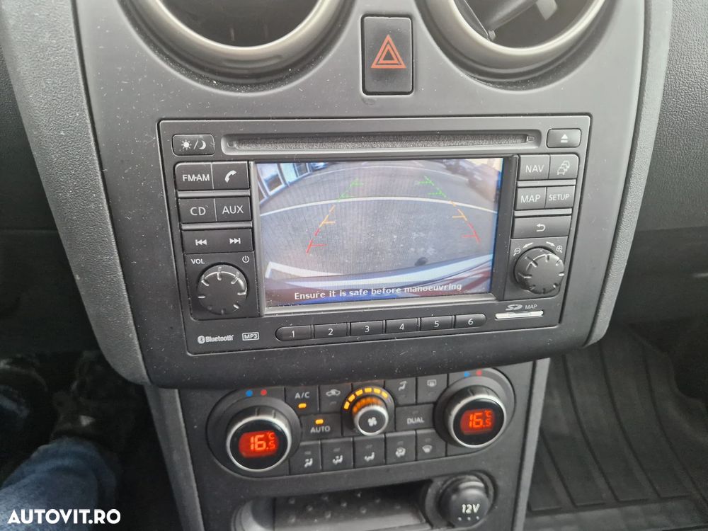 Nissan Qashqai 1.6 DCI ALL-MODE 4x4i ACENTA - 15
