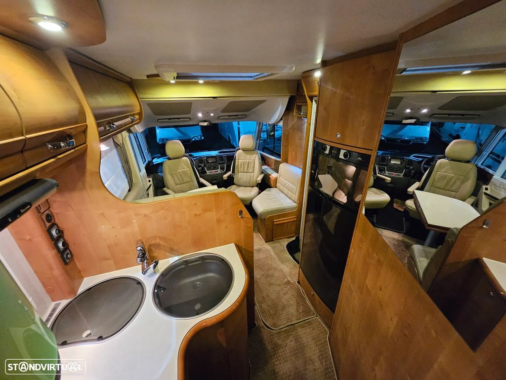 Rapido Le Randonneur 9083DF CHASSI AL-KO CAMA TRANSVERSAL + BASCULANTE - 34