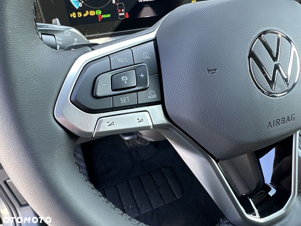 Volkswagen T-Roc - 21