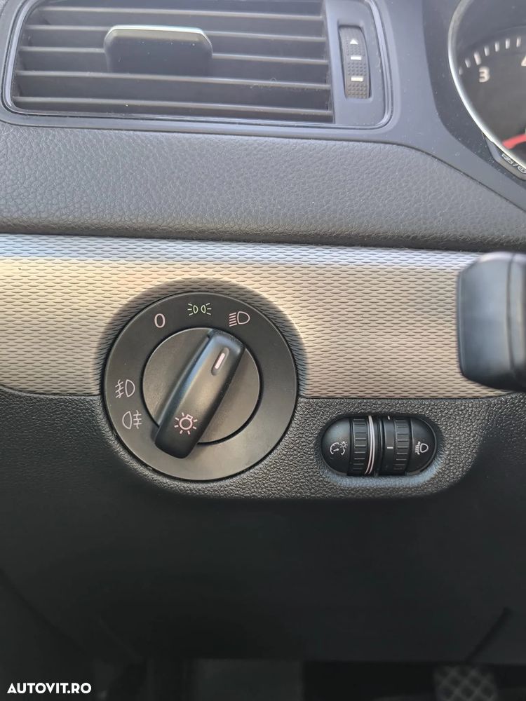 Volkswagen Jetta 1.2 TSI Comfortline - 7