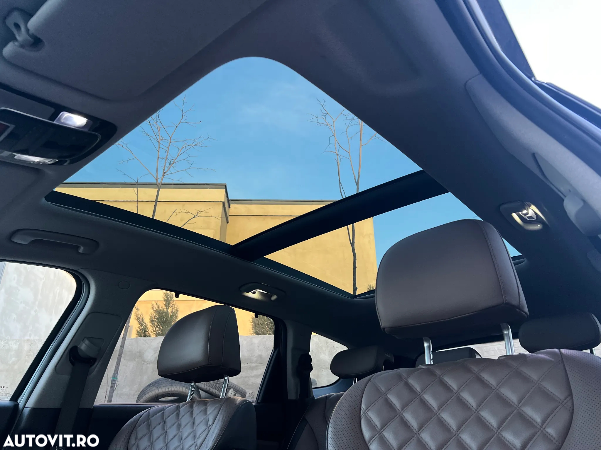 Hyundai Santa Fe Plug-in Hybrid 1.6 l 265 CP 4WD 6AT Luxury - 30