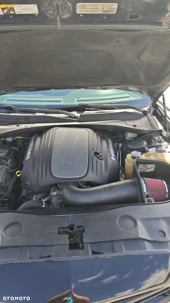 Dodge Charger 5.7 V8 RT - 8
