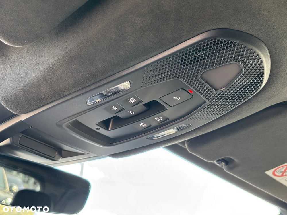 Porsche Cayenne Turbo E-Hybrid PHEV - 32