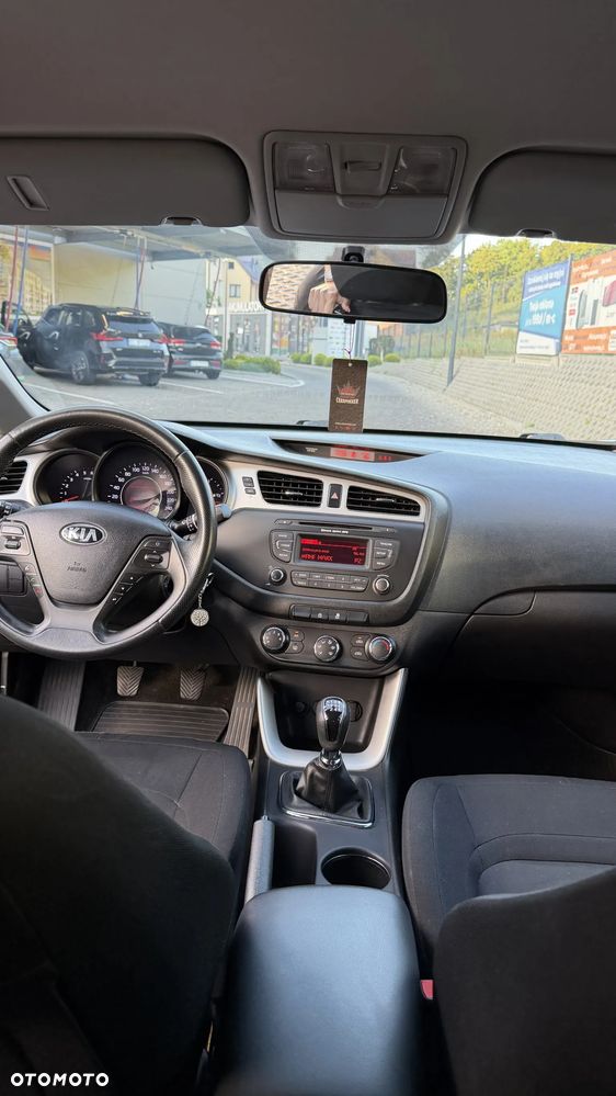 Kia Ceed 1.6 CRDi M - 13