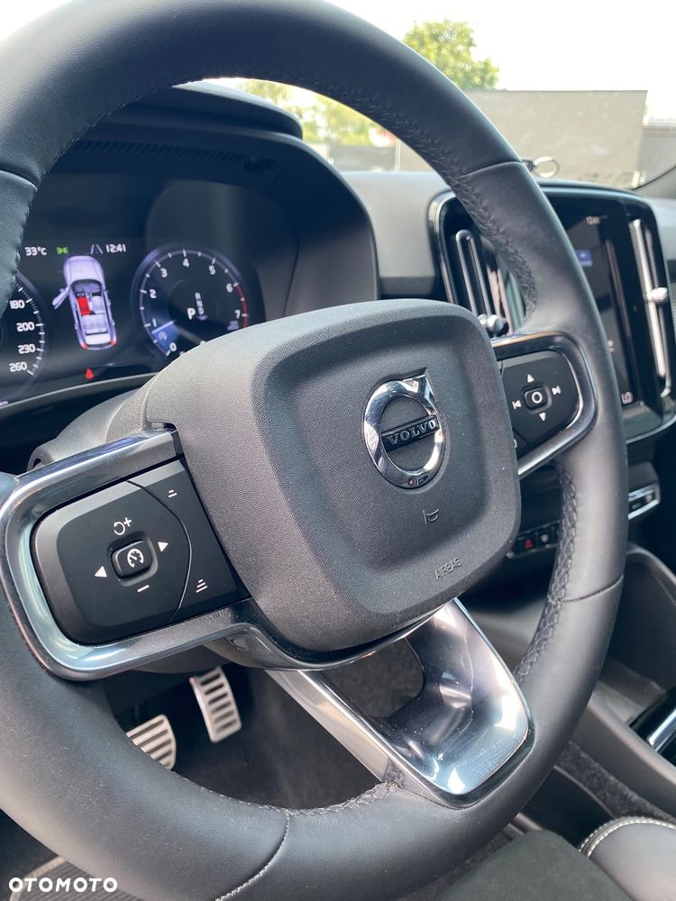 Volvo XC 40 B4 B AWD R-Design - 10