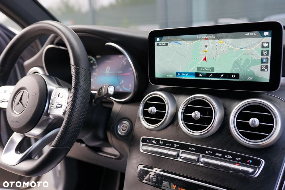 Mercedes-Benz GLC 200 d 4Matic 9G-TRONIC AMG Line Plus - 8