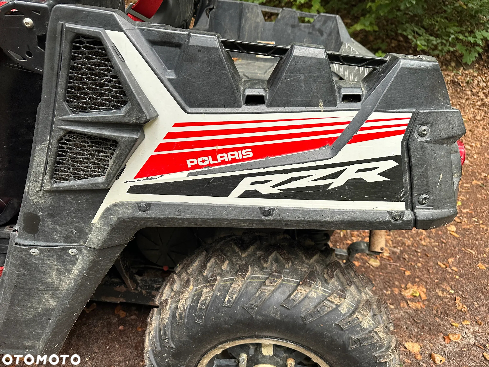 Polaris RZR - 6