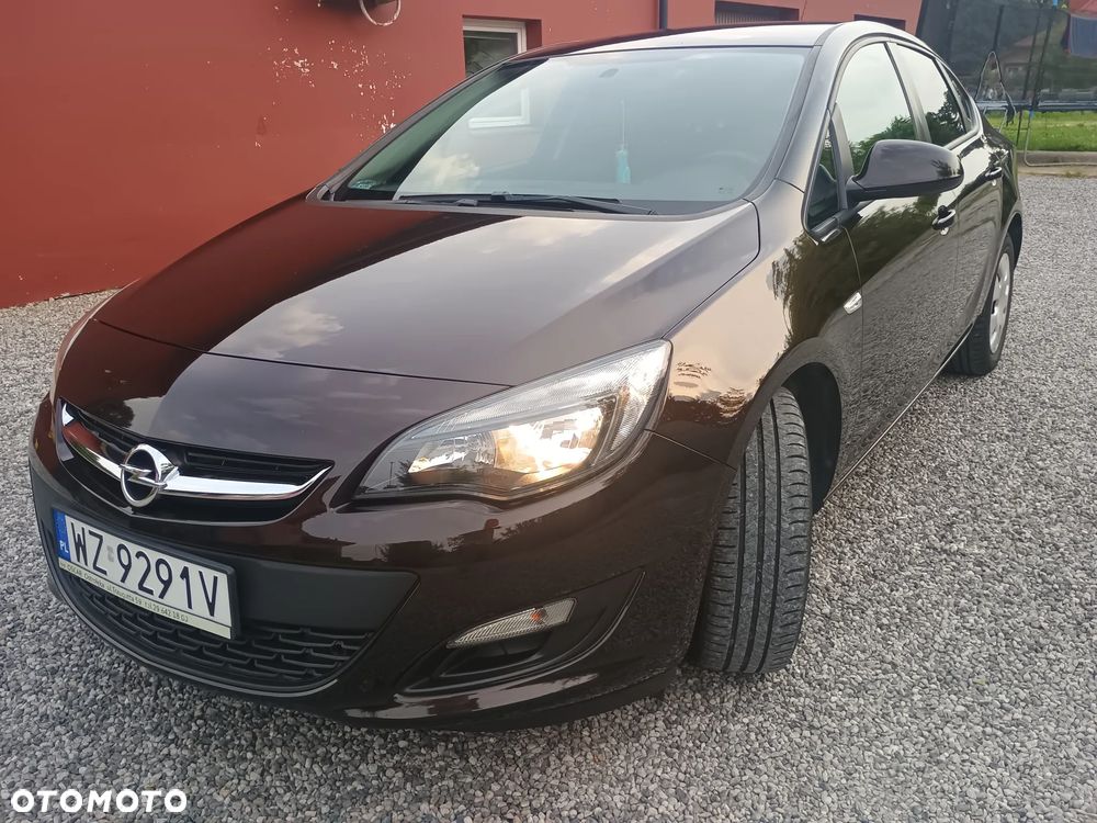 Opel Astra 1.6 EU6 - 2