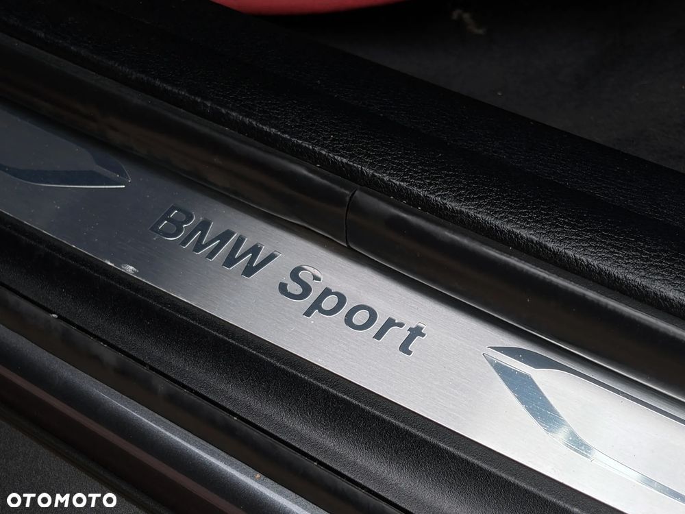 BMW X1 xDrive18d Sport Line - 40