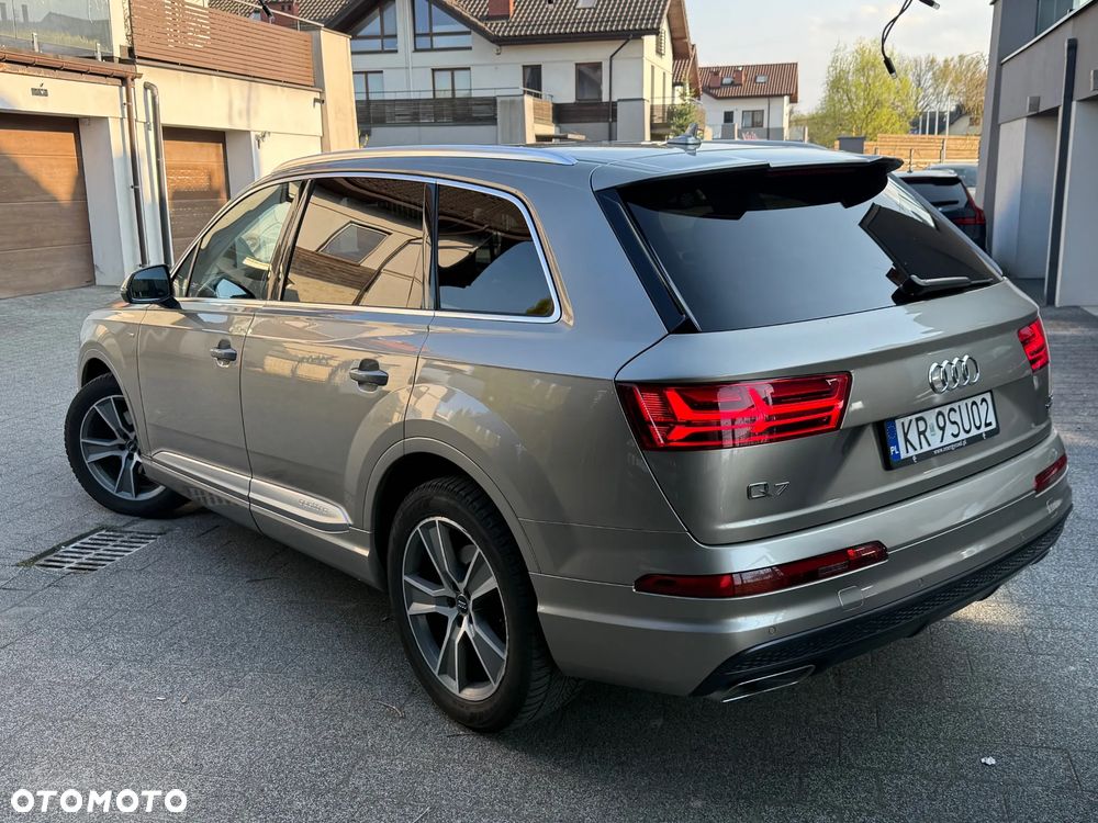 Audi Q7 - 8