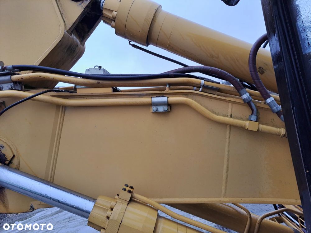 Caterpillar 318BL - 9