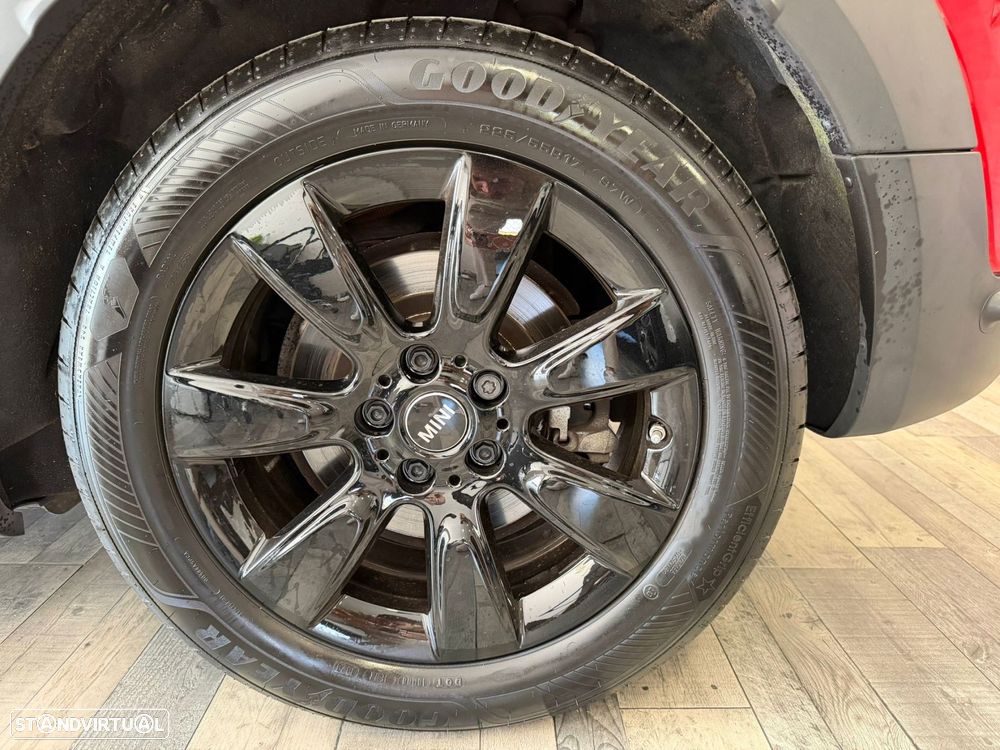 MINI Countryman Cooper SE ALL4 Auto - 25