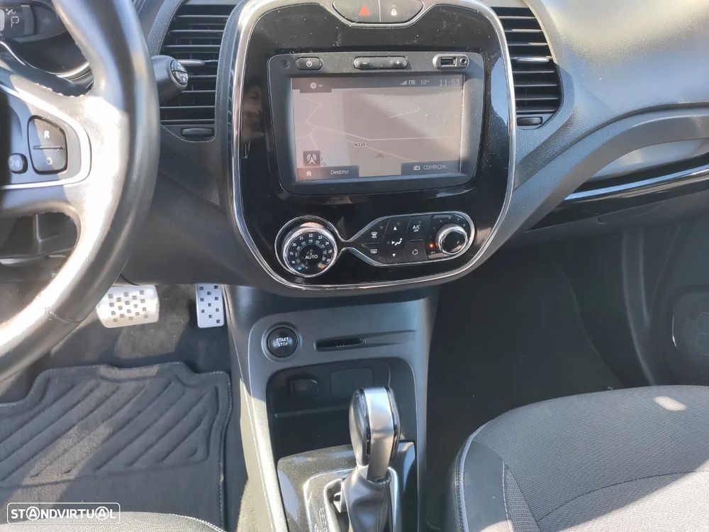 Renault Captur ENERGY TCe 120 EDC Initiale Paris - 11