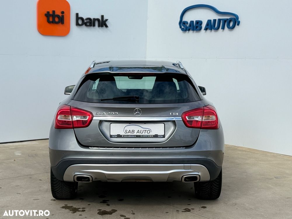 Mercedes-Benz GLA 200 (CDI) d 7G-DCT - 19