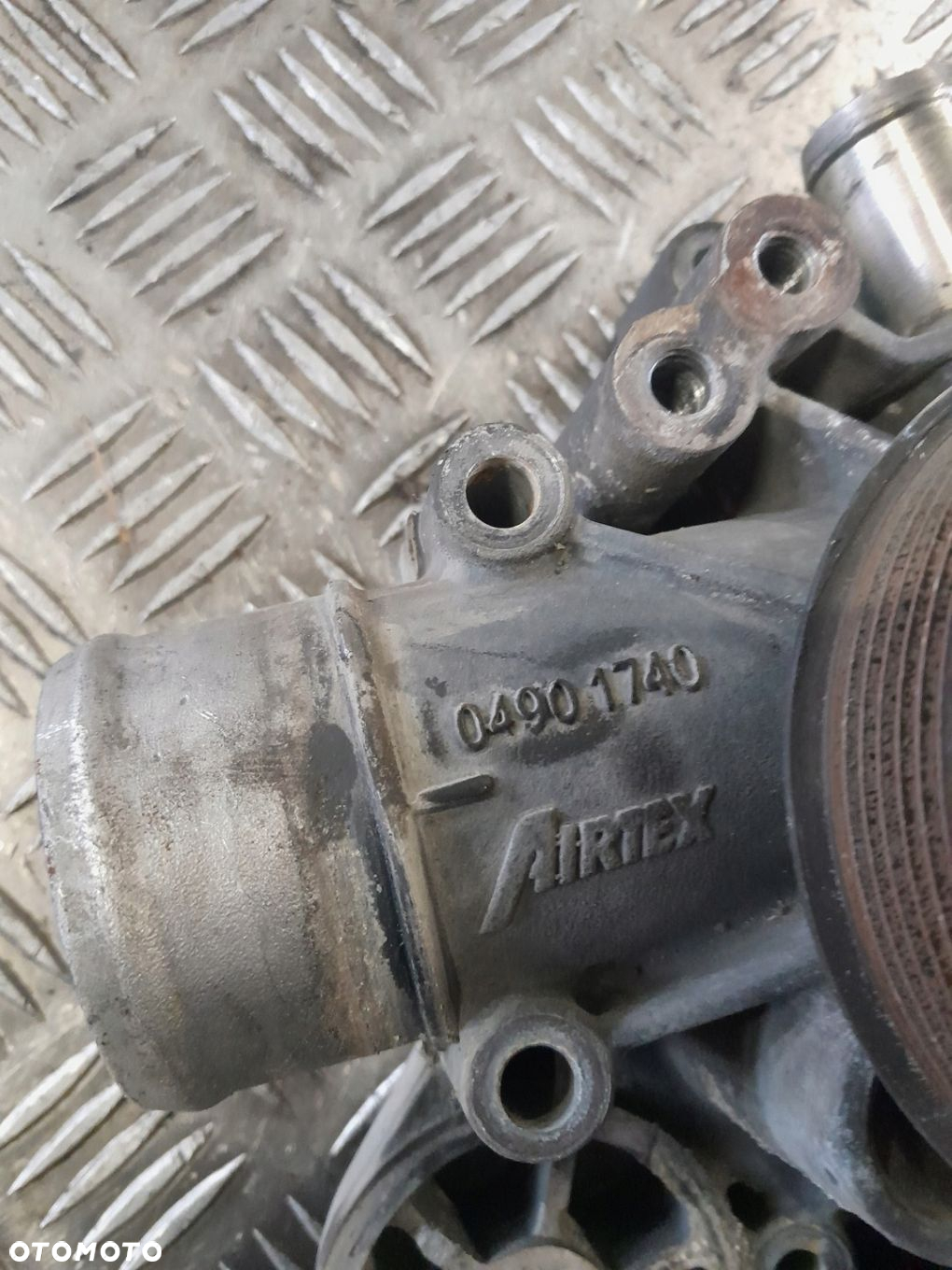 POMPA WODY RENAULT MIDLUM DXI 5 7 PREMIUM 04901740 - 2