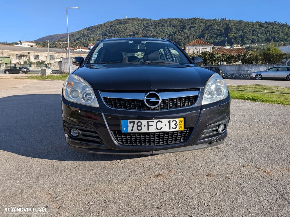 Opel Vectra Caravan 1.9 CDTi Executive - 2