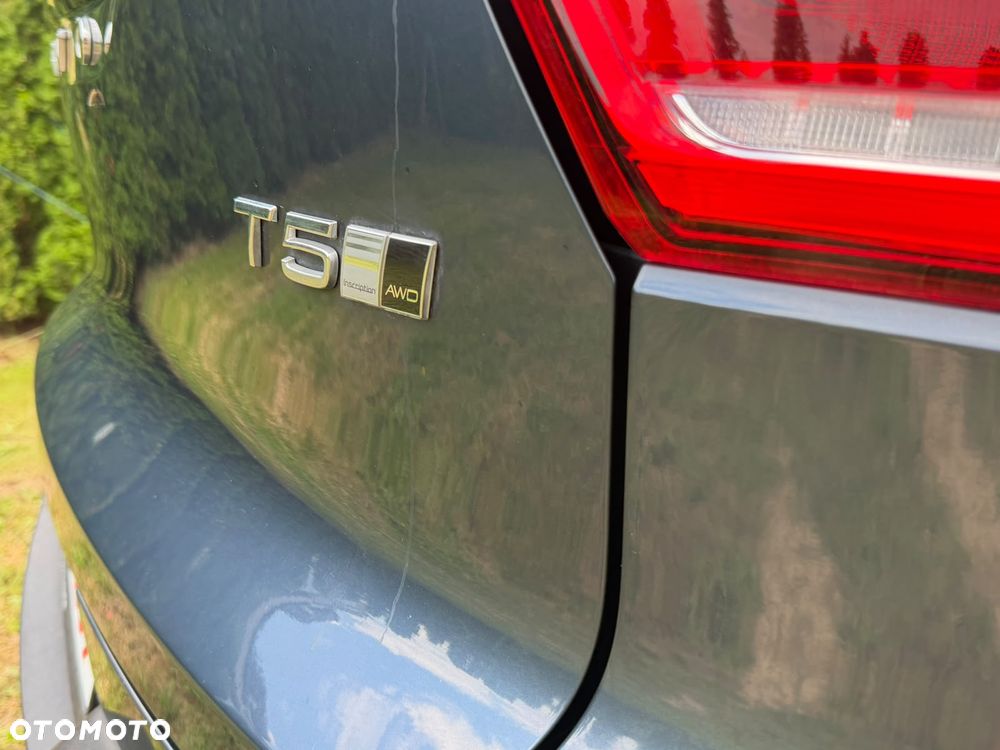 Volvo XC 40 T5 AWD Inscription - 25
