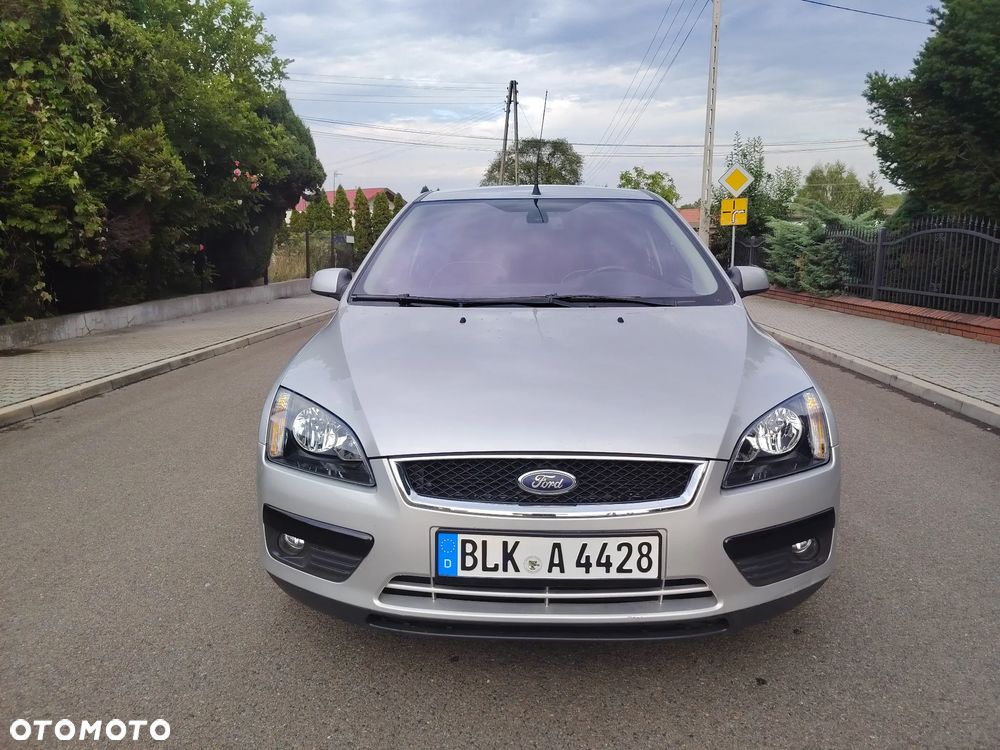 Ford Focus 1.6 16V Sport - 2