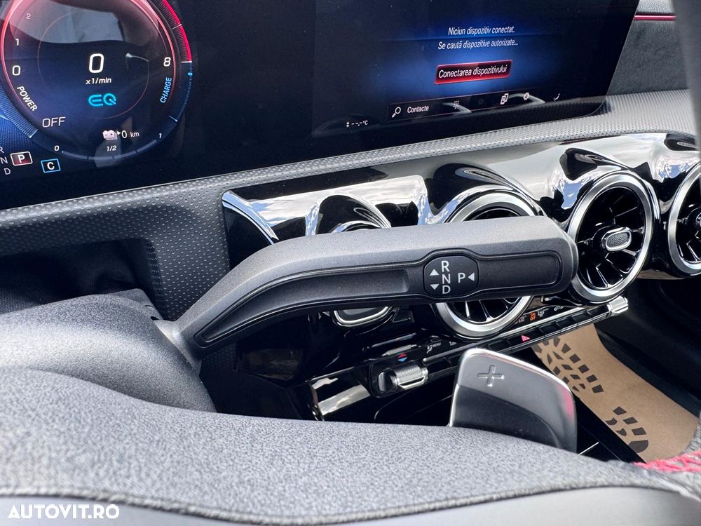 Mercedes-Benz A 250 e 8G-DCT AMG Line - 28