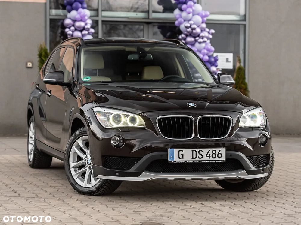 BMW X1 xDrive20d Sport Line - 2