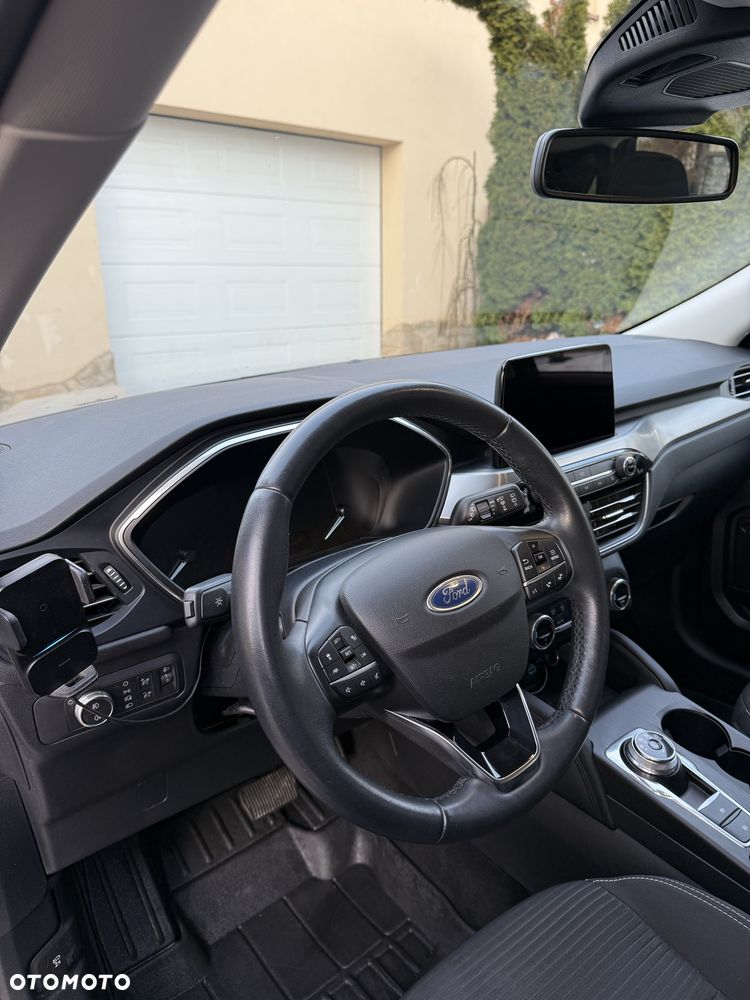 Ford Kuga - 5