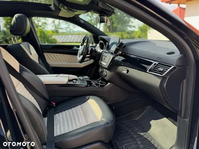 Mercedes-Benz GLE 350 d 4Matic 9G-TRONIC AMG Line - 9