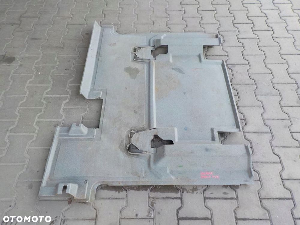 VW CRAFTER SPRINTER 906 DOKA WYKŁADZINA TYŁ TYLNA - 1