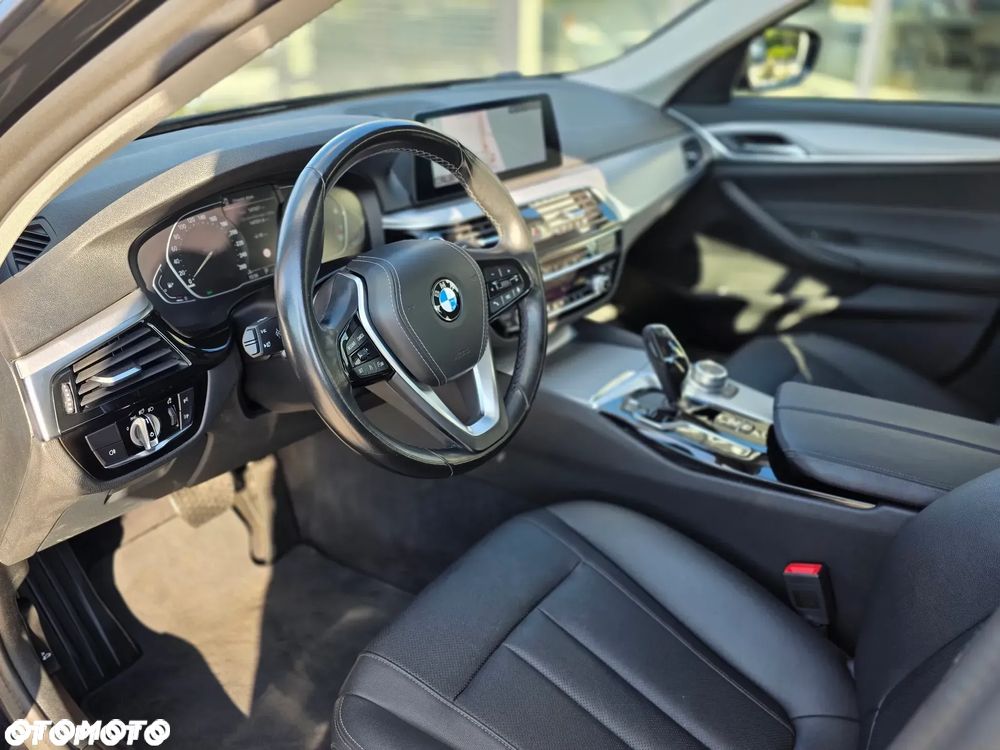 BMW Seria 5 520i GPF Business Edition sport - 15